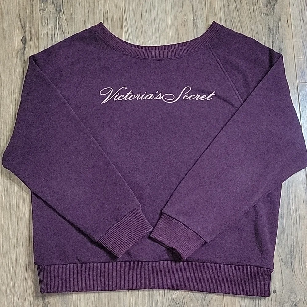 Victoria Secret Pull Over Maroon Sweatshirt - Picture 7 of 11